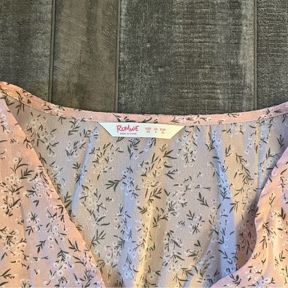 XS ROMWE Boho Floral Dress - Picture 4 of 5